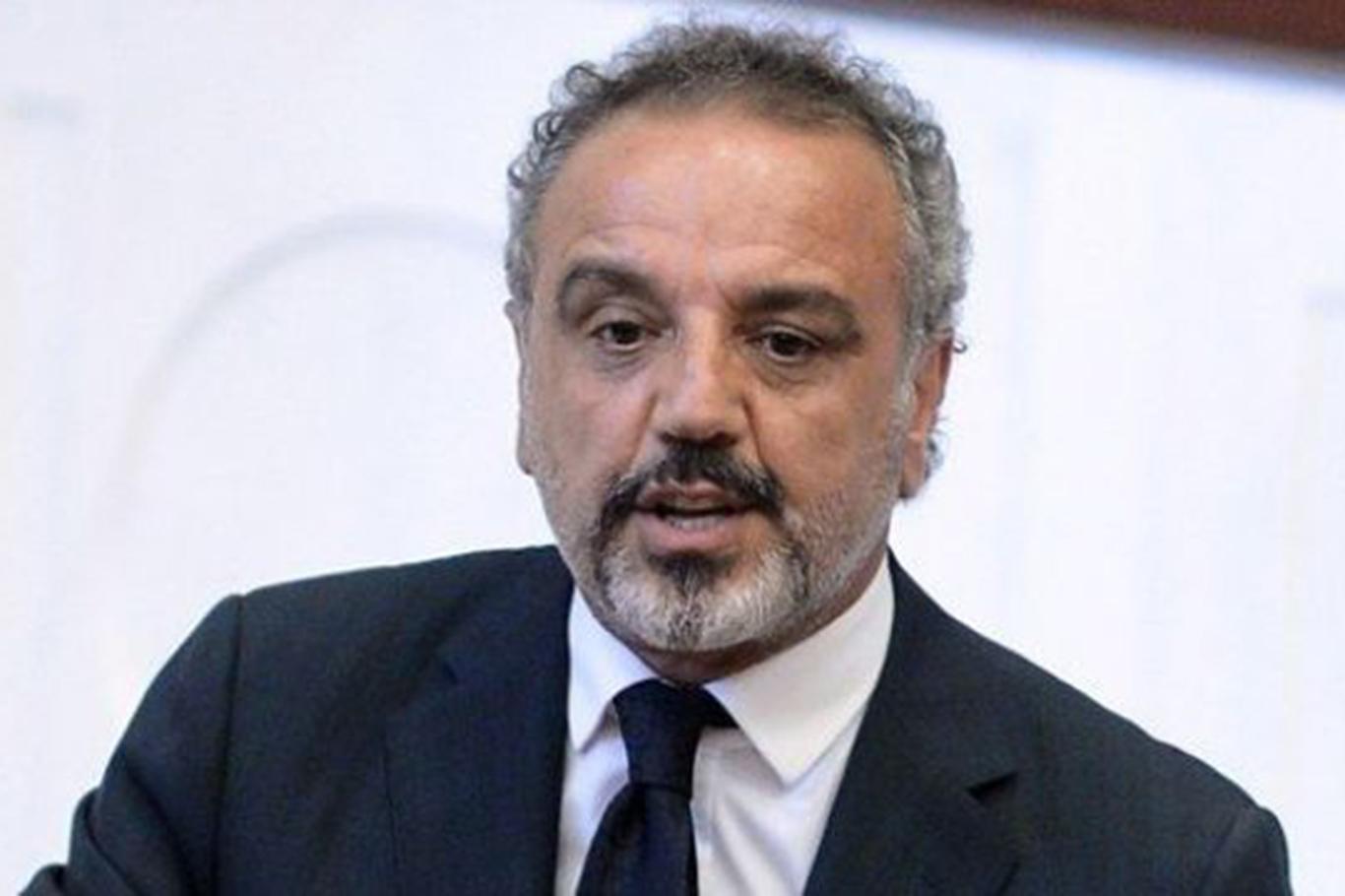 Sırrı Sakık görevinden alındı Sırrı Sakık görevinden alındı